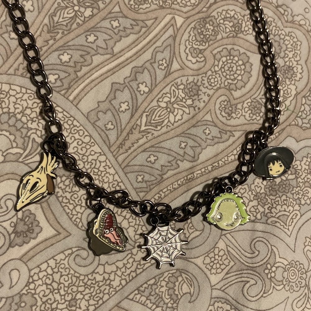 Beetlejuice hot topic necklace